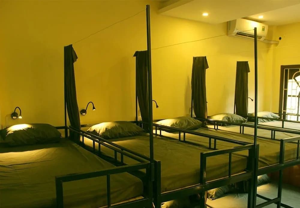 Zostay Halong Hostel Backpackers - photo 3