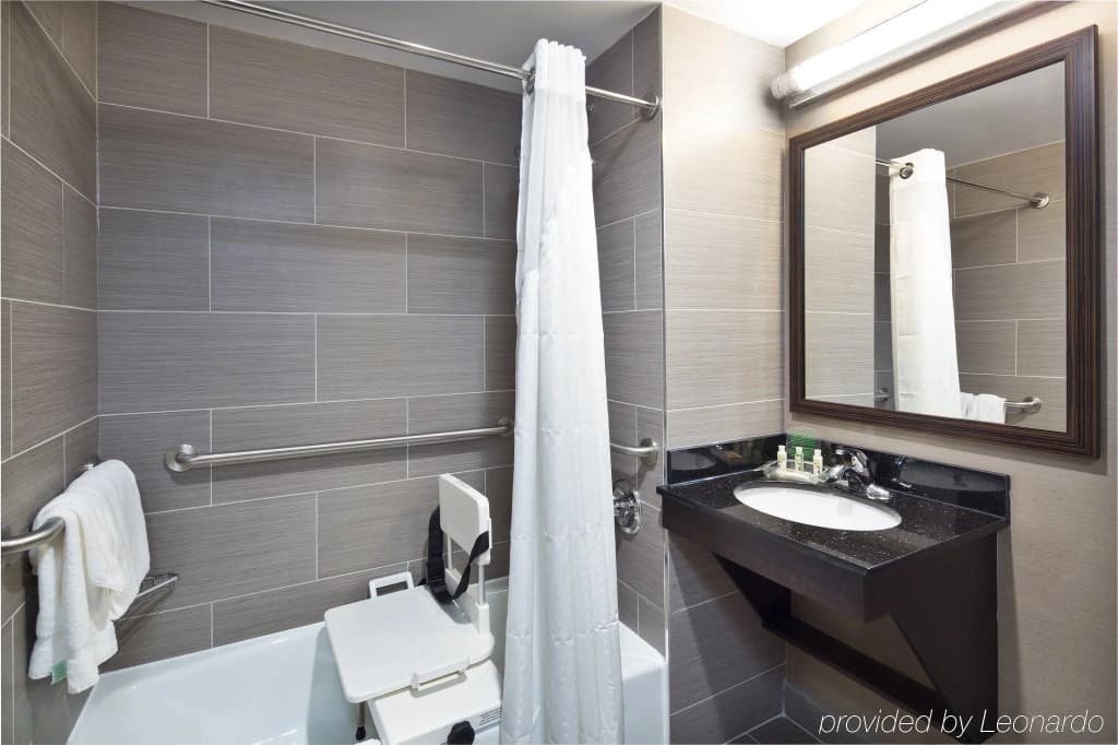 Fairfield Inn & Suites by Marriott New York Staten Island - photo 9