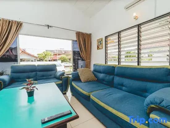Batu Pahat w Pooltable Villa 4Br16Pax by Our Stay - photo 3