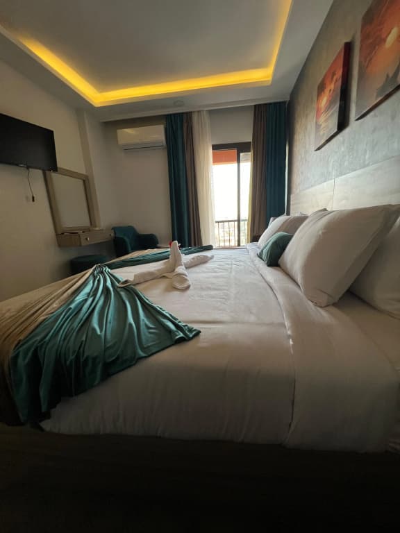 Mar Charbel Hotel Cairo - photo 40