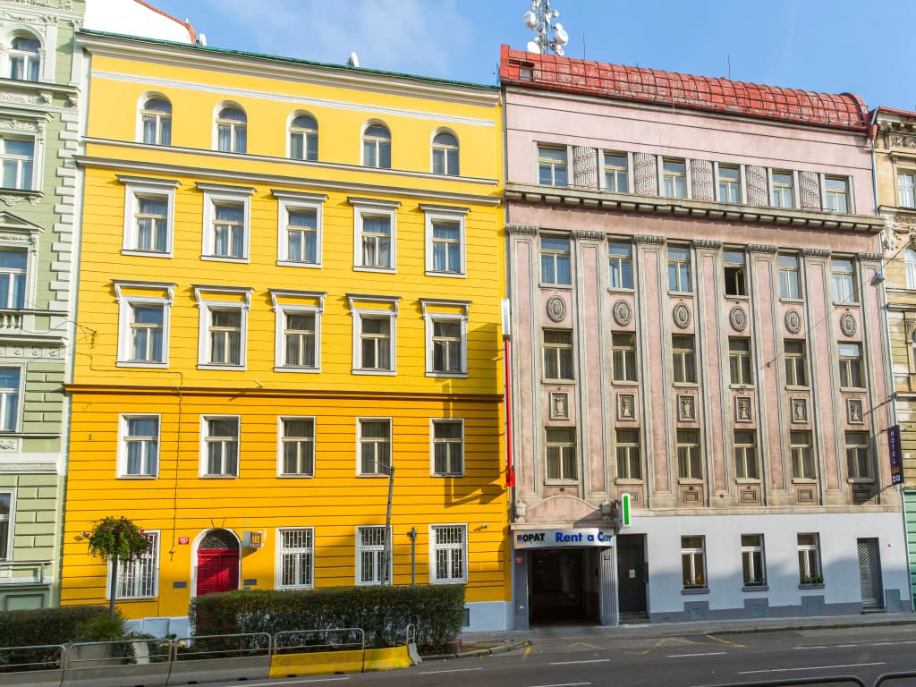 Prague Season - photo 1