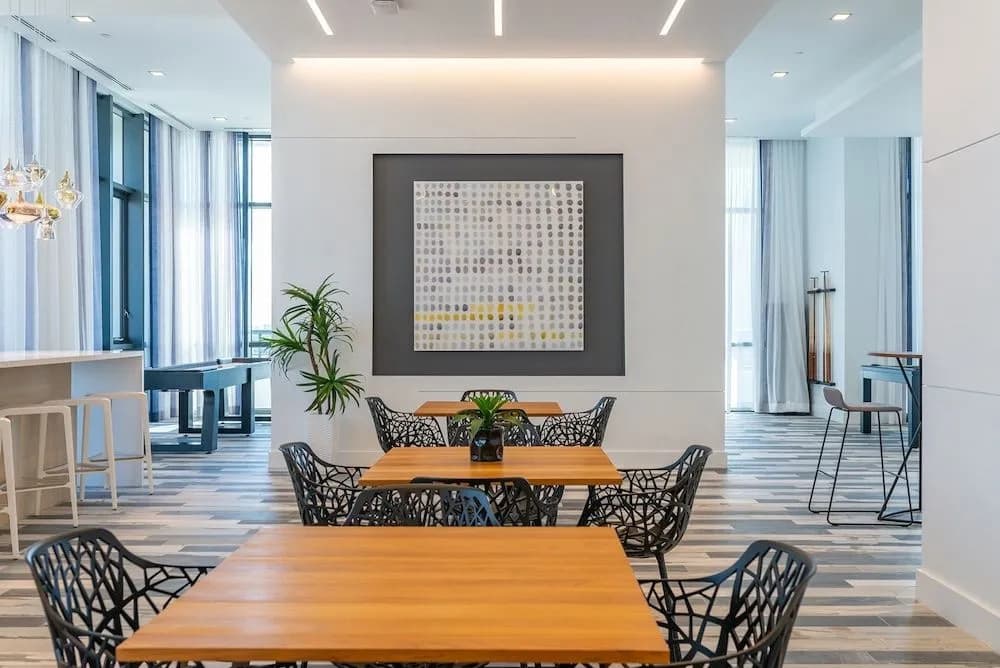 Bluebird Suites Downtown Brickell - photo 21