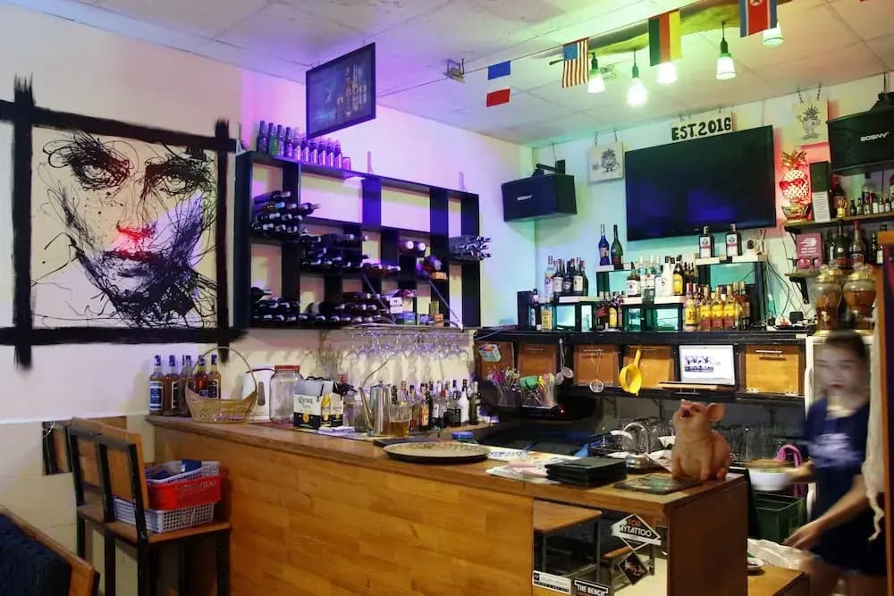 Pineapple Hotel - photo 14