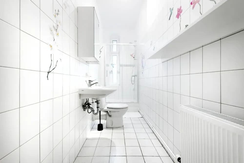 Sweet Central Tiny Apartment for 4 People - photo 10
