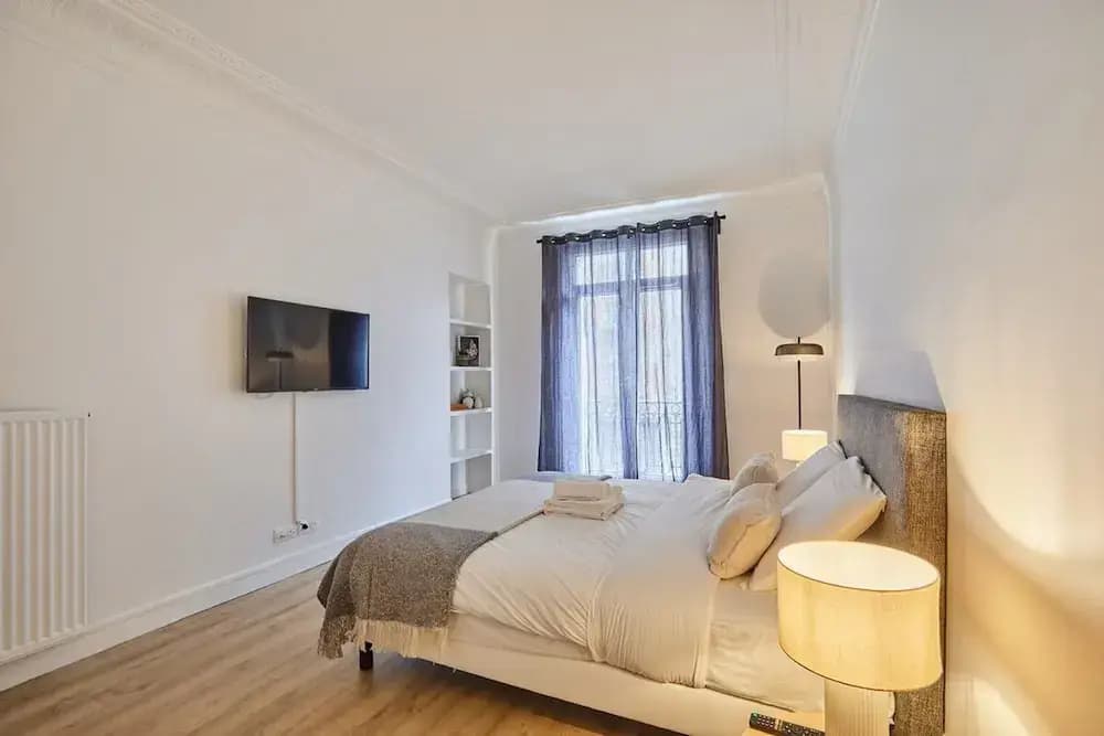 Superb Apartment in the Heart of Paris - photo 2