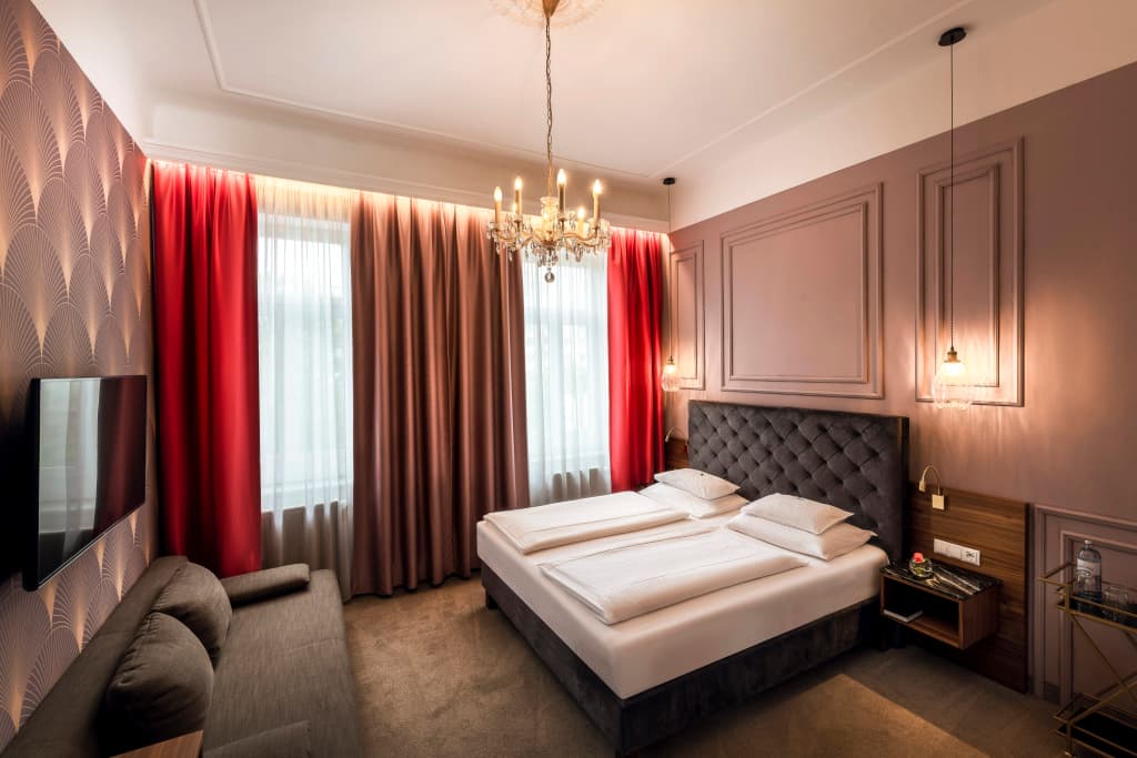 BoutiqueHOTEL Donauwalzer - photo 3