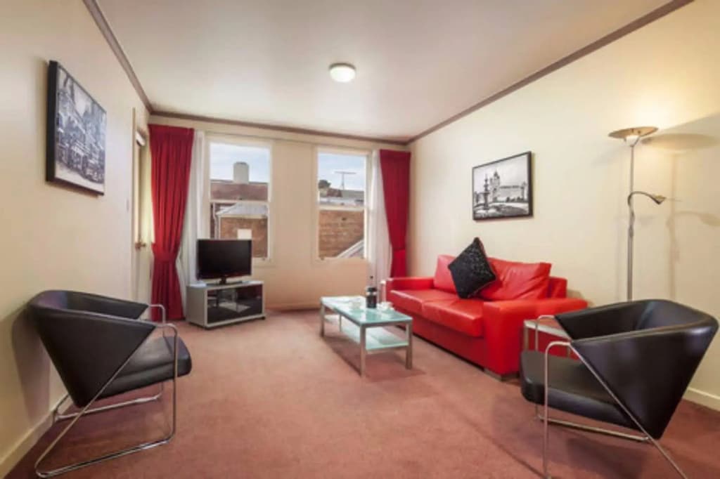 Clocktower Apartment Hotel - photo 6
