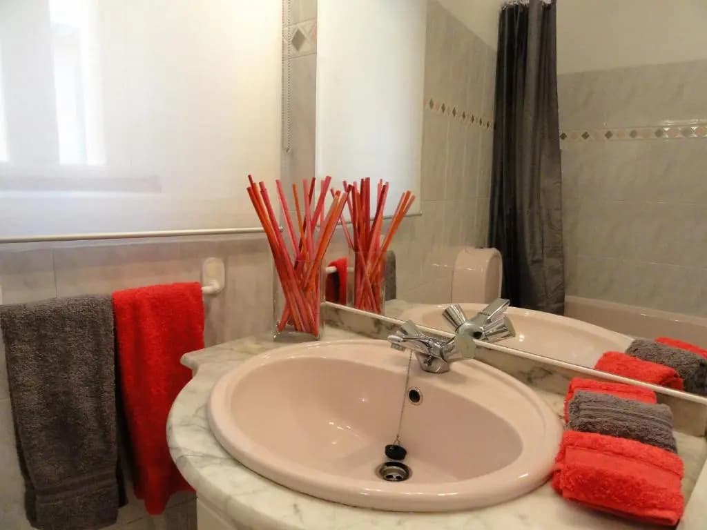 Chiado Lisbon Apartment - photo 7