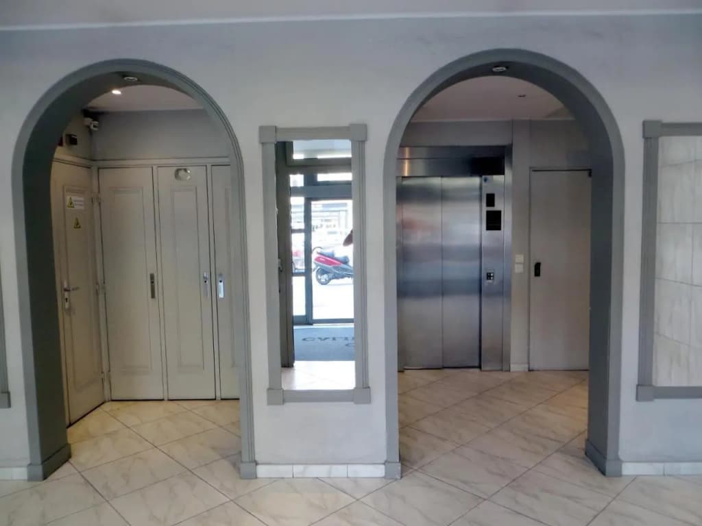 212 C Avenue de la Californie - photo 16