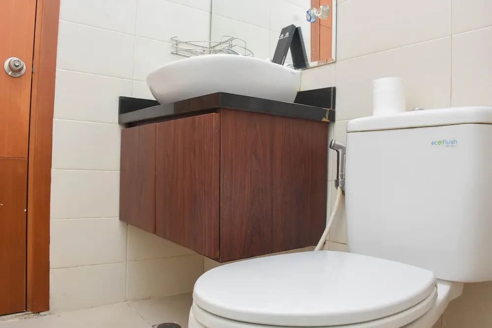 Great Location And Comfy 1Br Apartment At Woodland Park Residence - photo 8