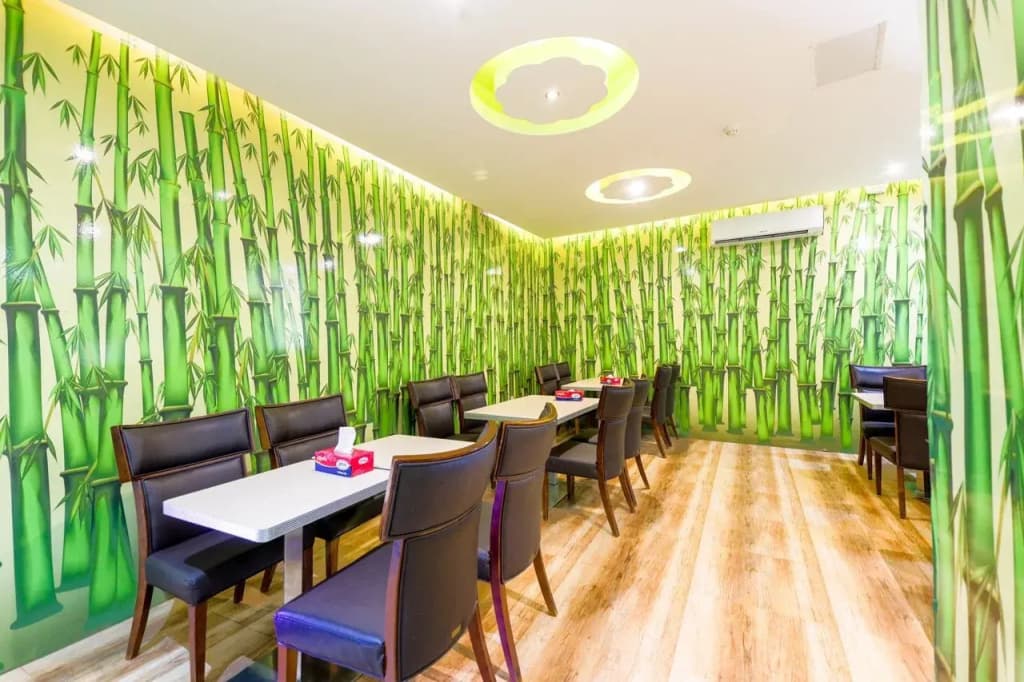 Savoy Inn Hotel - photo 25