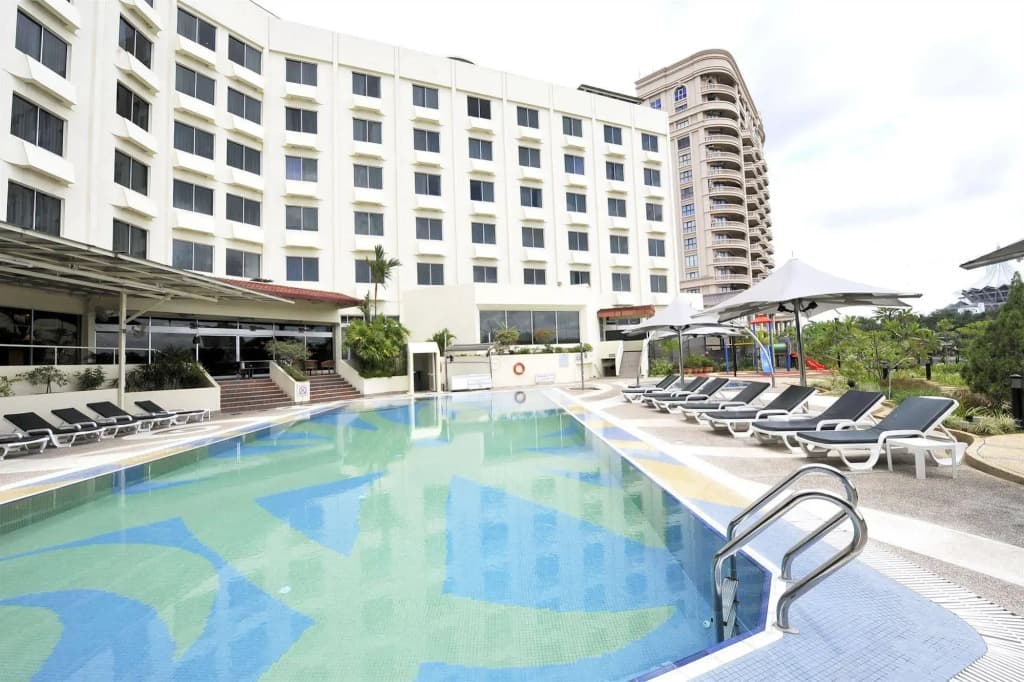 Grand Margherita Hotel - photo 10