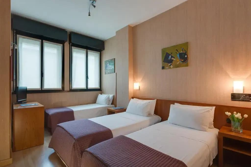 Hotel Roxy - photo 40