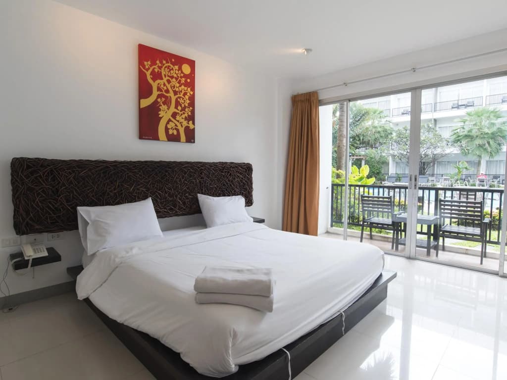 BS Premier Airport Hotel - photo 4