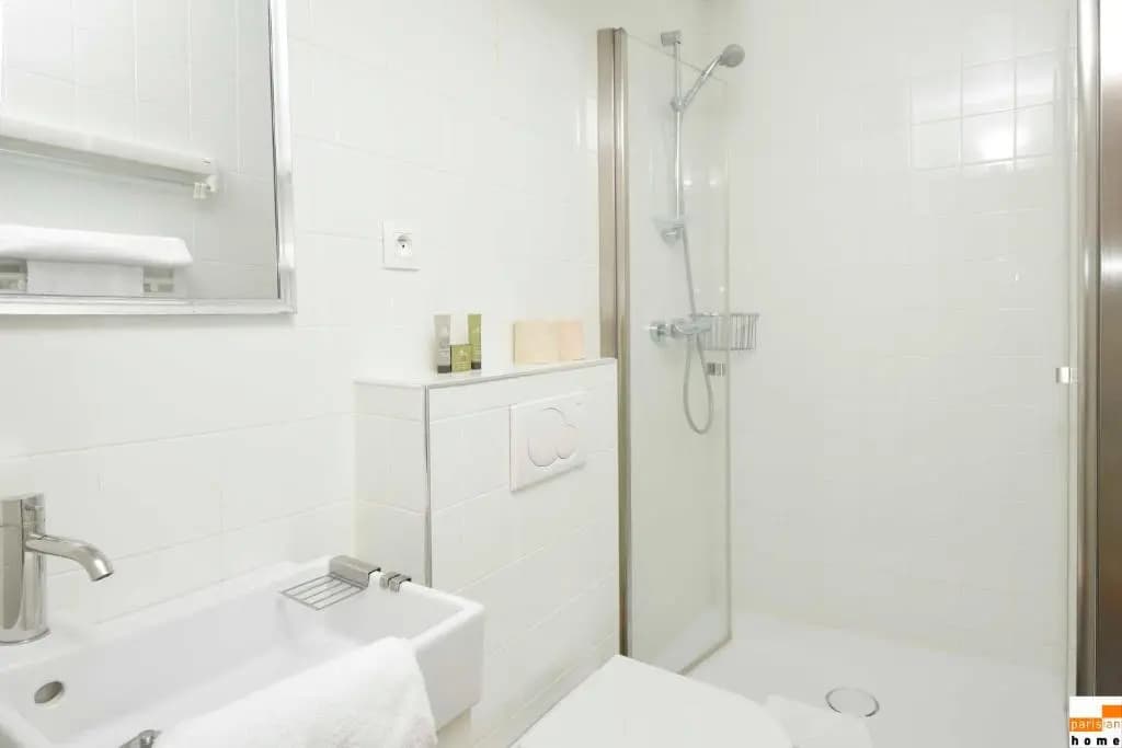 S02199 - Pretty studio for 2 people in the heart of the Montorgueil neighborhood - photo 8
