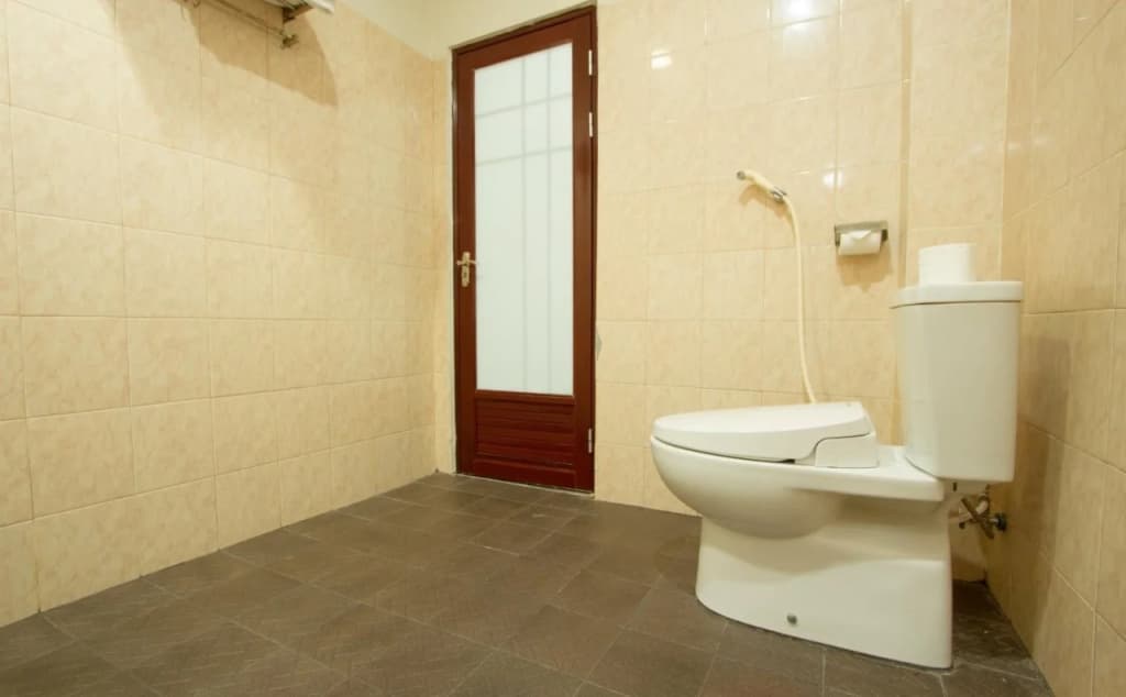 OYO 3950 The Ratna Hotel - photo 8