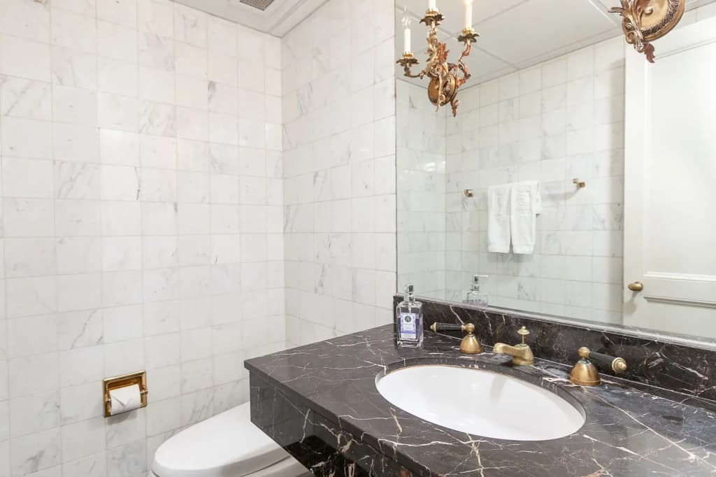 Fitzpatrick Manhattan Hotel - photo 8