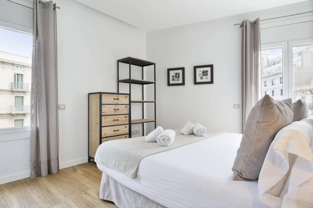 Amister Apartments - photo 4