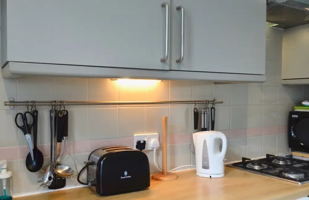 Central 2 Bedroom Flat in Edinburgh - photo 13