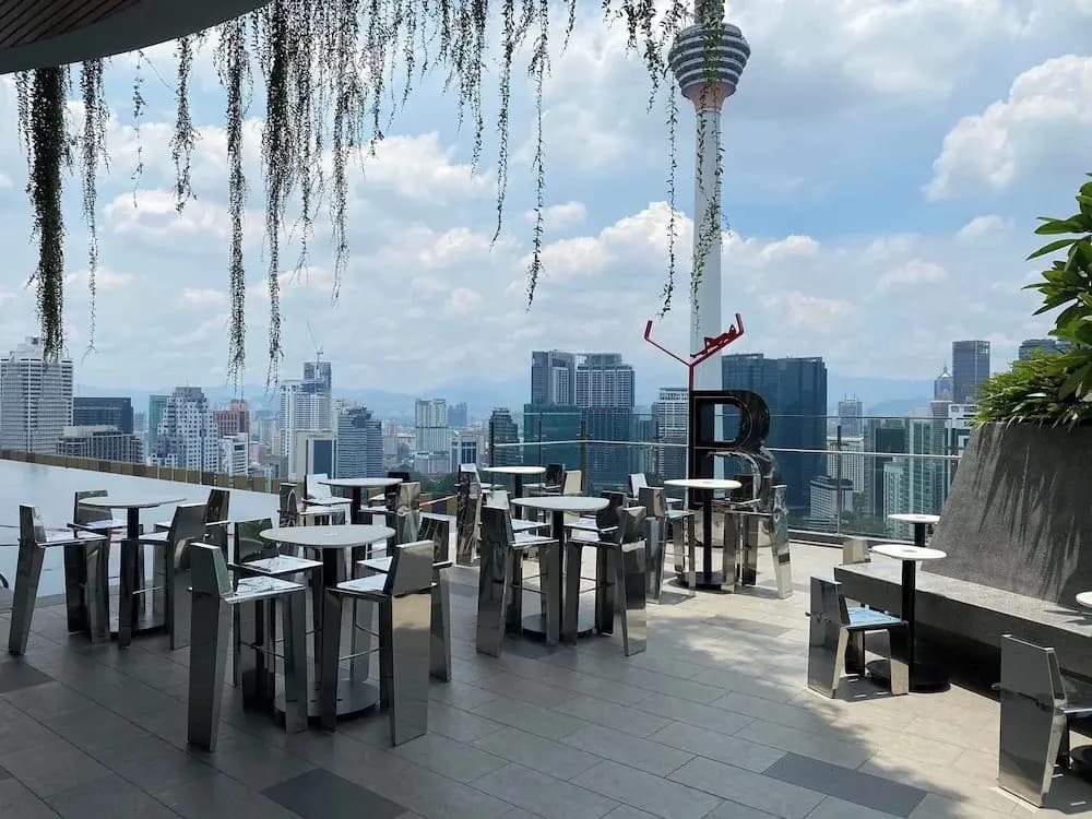 Ceylonz Suites by Mana Mana - photo 19