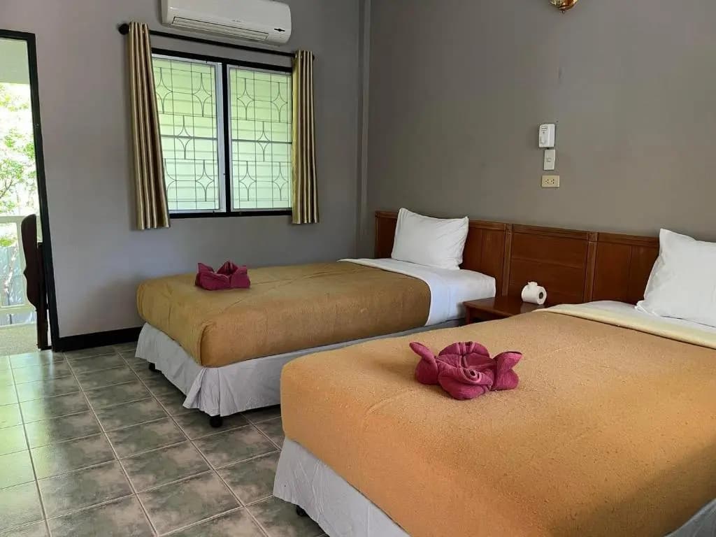 Orchard House Resort - photo 3
