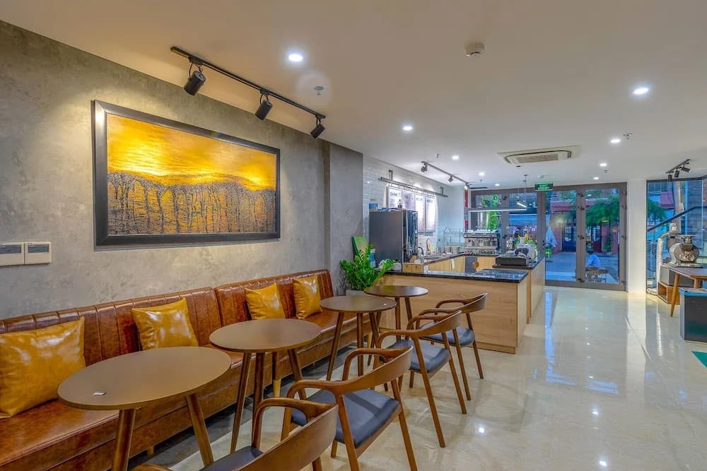 Lake View Hotel - photo 28