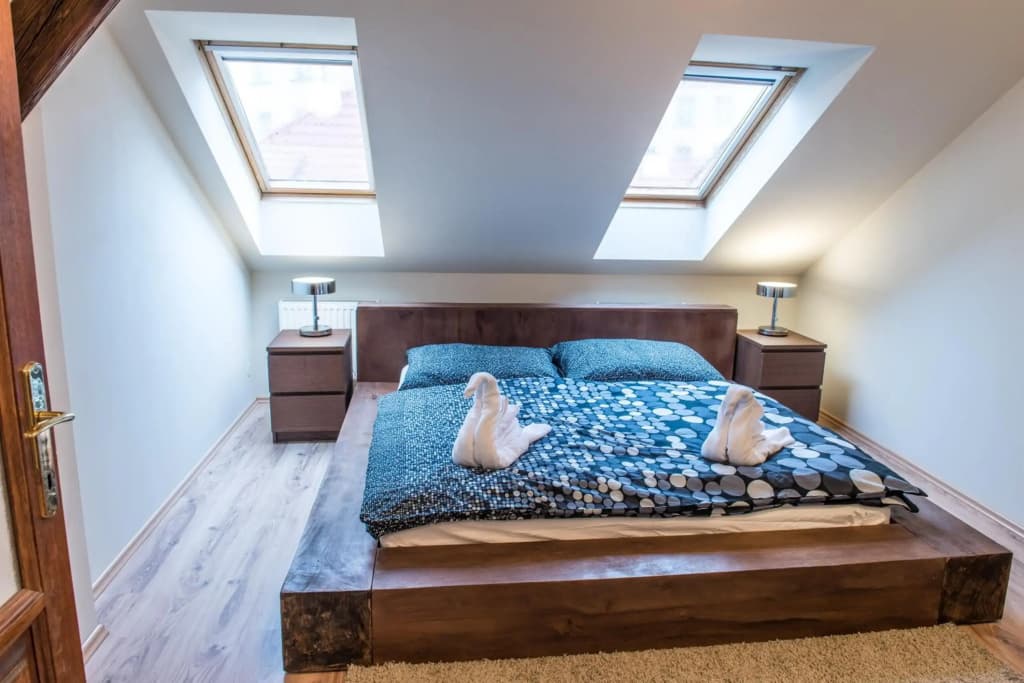 Spacious and Quiet Attic Flat in Centre - photo 8