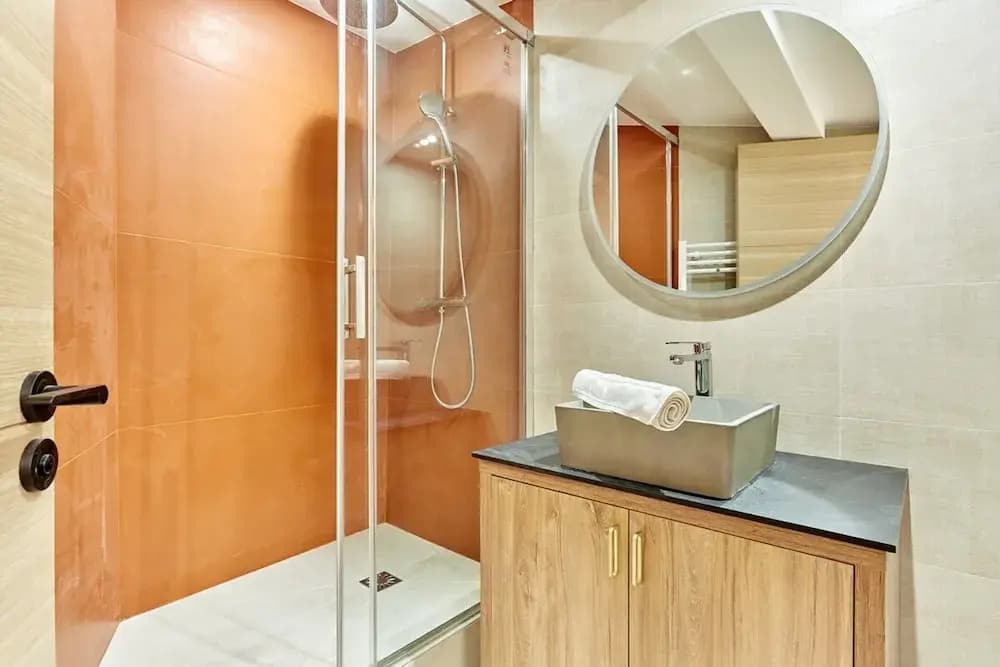 Superb Apartment Center of Paris Montmartre - photo 9