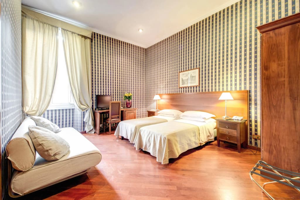 Hotel St. Moritz - photo 5