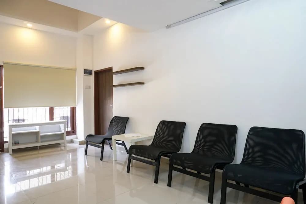 Minimalist Studio 1st Floor at Meruya 8 Puri Kembangan - photo 2