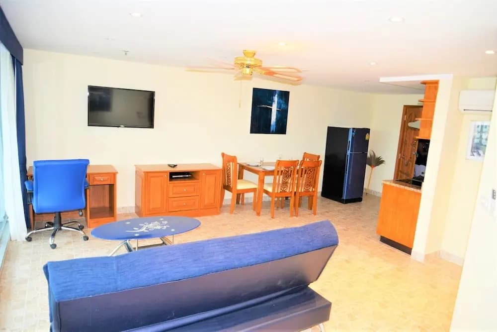 1 bed at Angket Hip Residence - photo 5