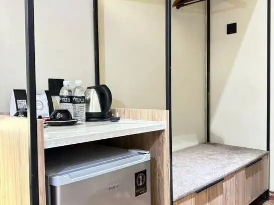 I-Vista Hotel - photo 1