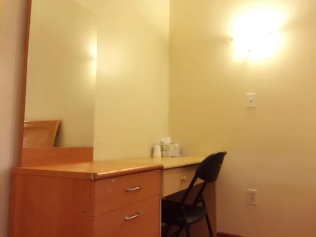 Us Pacific Hotel - photo 4