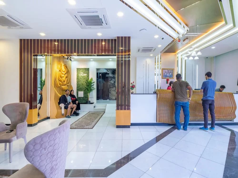 OYO Townhouse 156 Rose Hotel Apartments. - photo 18