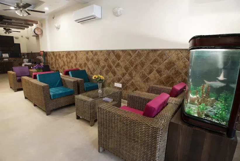Hotel Atlanta Paharganj - photo 14