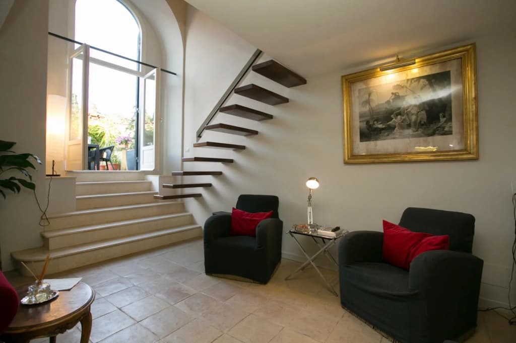 Your Prestigious Penthouse at the Spanish Steps - photo 11