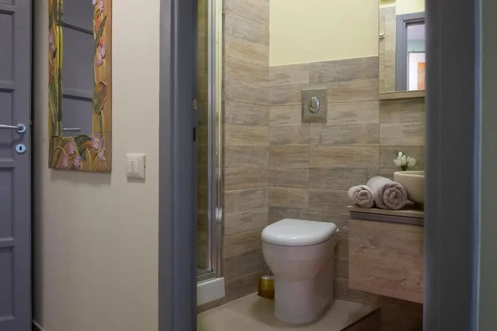 Glorioso Stylish Apartment - photo 7