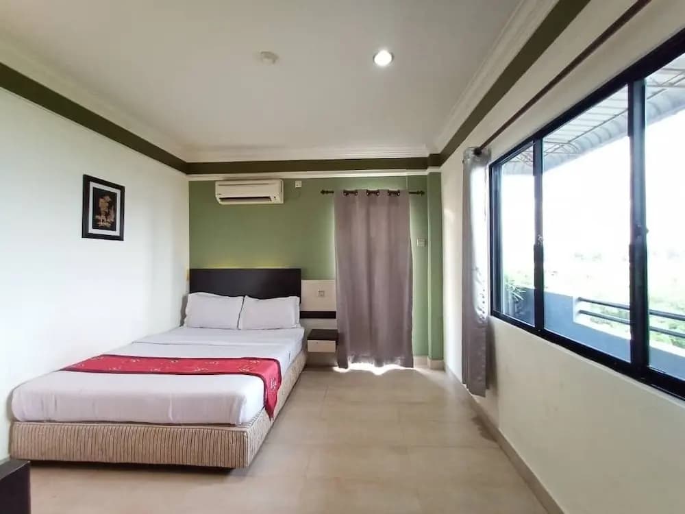 Maya Hotel - photo 3