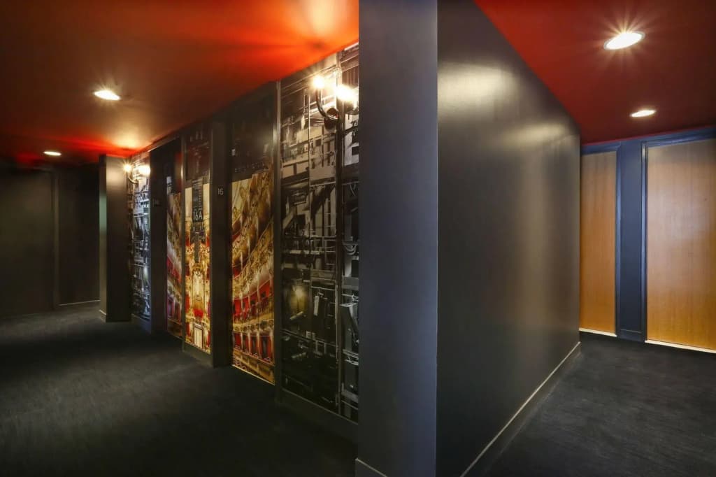 Henri Hotel  - photo 14