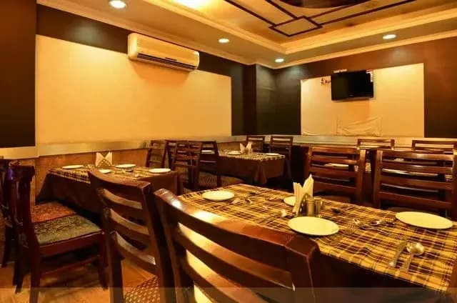 Hotel Zara Grand - photo 22