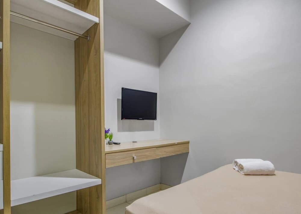 Verde Residence By Zen Rooms - main photo