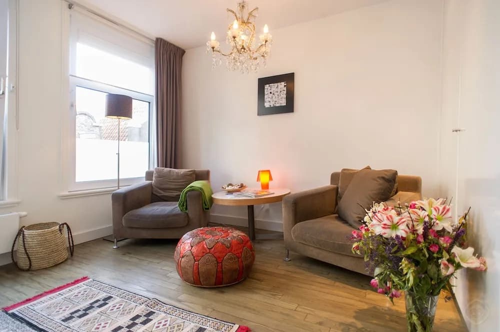Marigold Apartments - photo 4