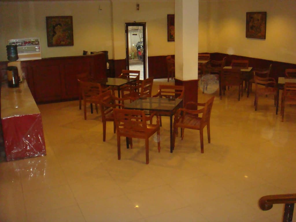 Hotel Augusta Jakarta - photo 10