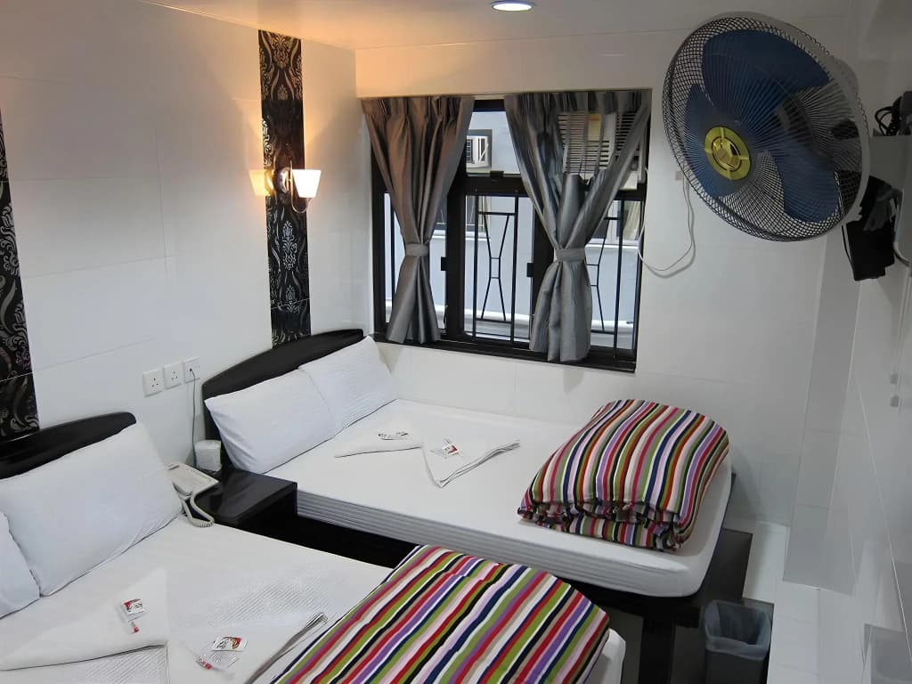 Ashoka Hostel - photo 2