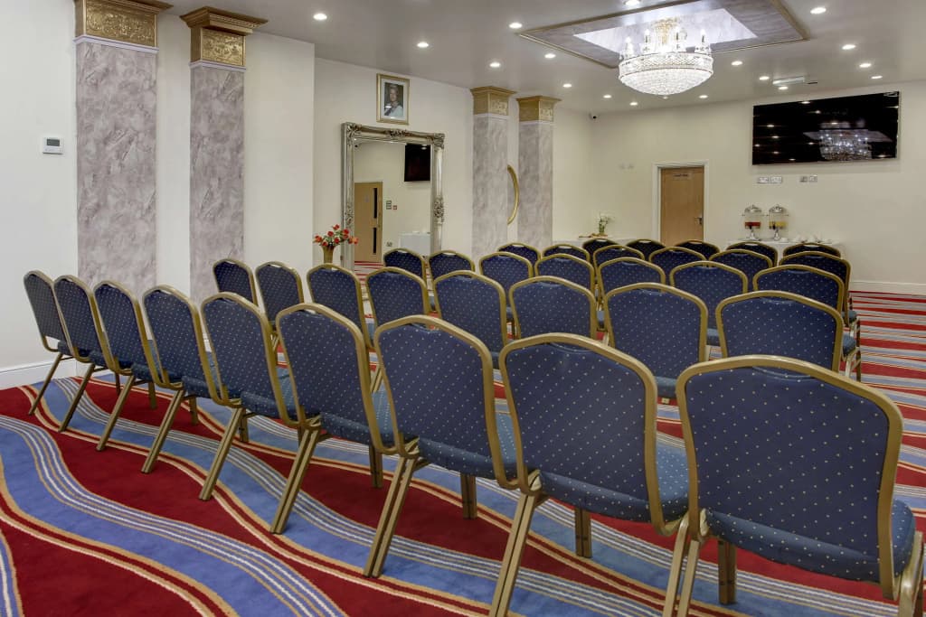 Best Western Greater London Hotel - photo 20