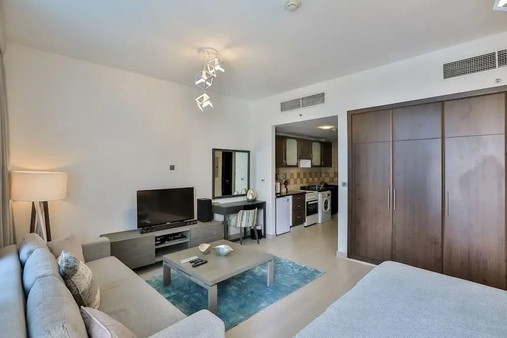 Driven Holiday Homes - Indigo Tower - photo 3
