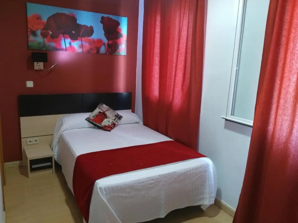 Hostal Falfes - photo 16