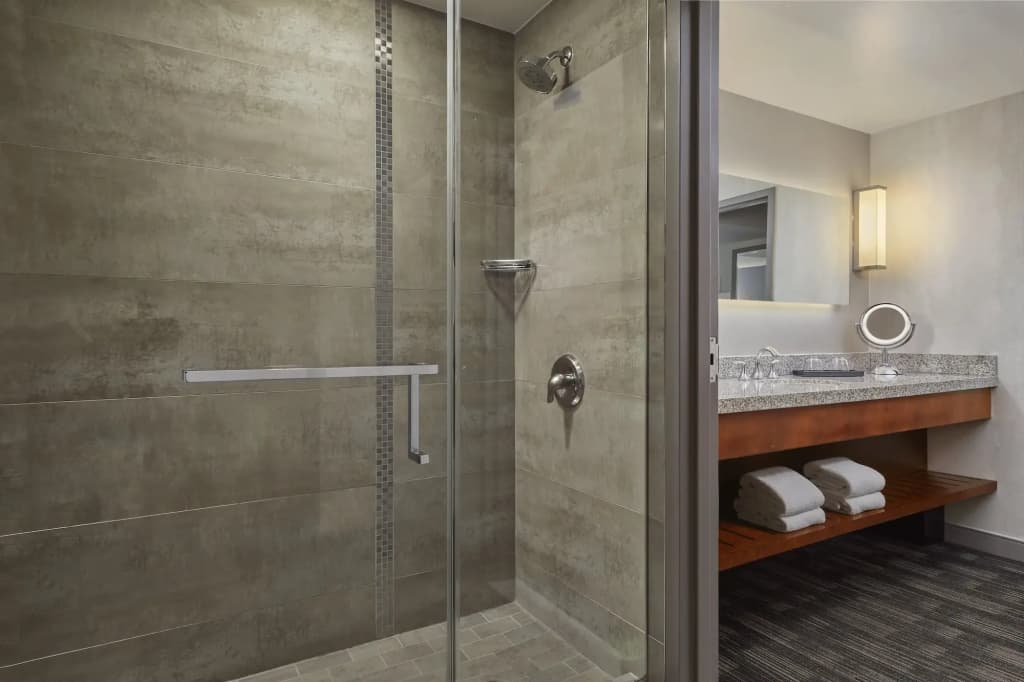 Loews Hollywood Hotel - photo 10