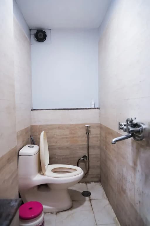 Roomshala 127 Mannat Stay - photo 8