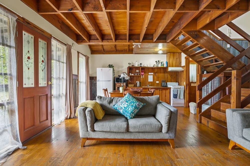 StayAU 1BR Rustic Picturesque Cottage - photo 10
